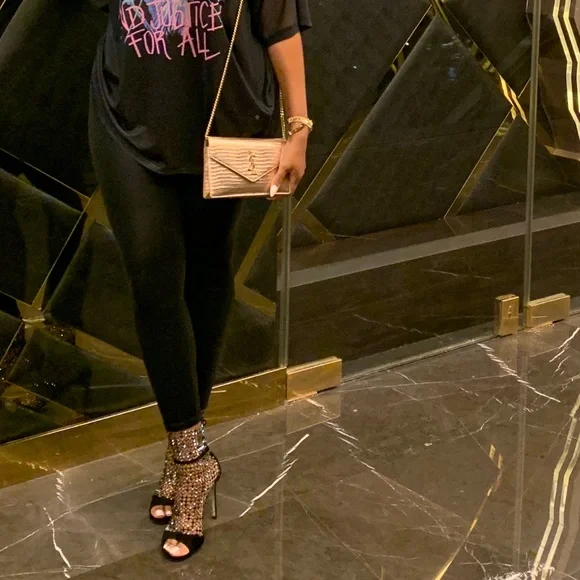 René Caovilla
Galaxia jewelled high-heel sandals - Picture 8 of 8